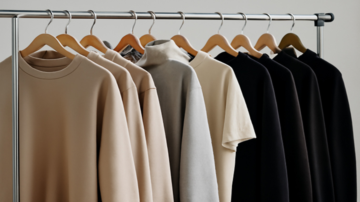 Top Wholesale Clothing Suppliers for Emerging Streetwear Labels